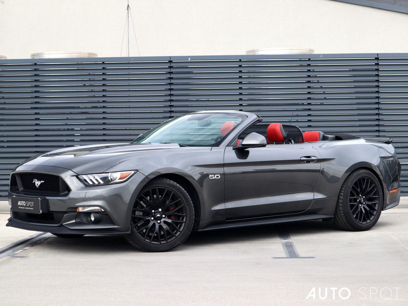Ford Mustang GT Convertible 